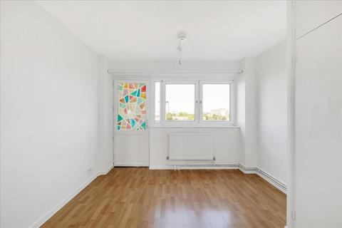 43 Lampeter Square, London, W6 8PS