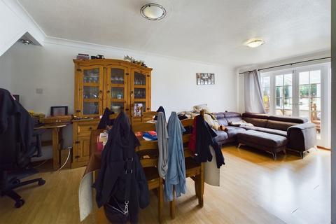 31 Edith Cavell Close, Thetford, IP24 1TJ