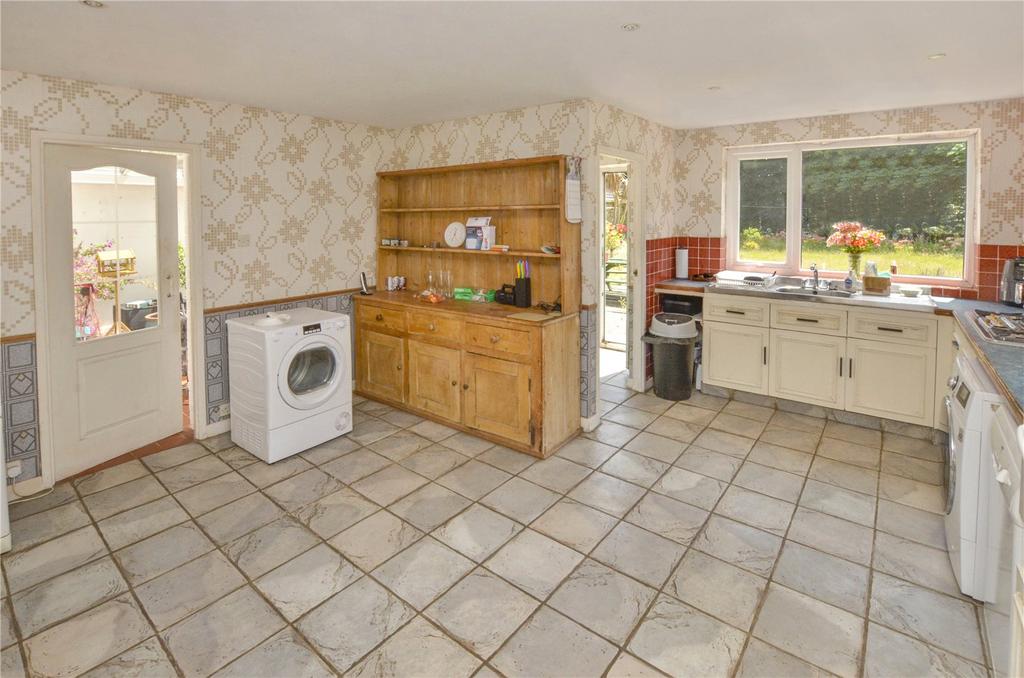 Kitchen/Breakfast Rm