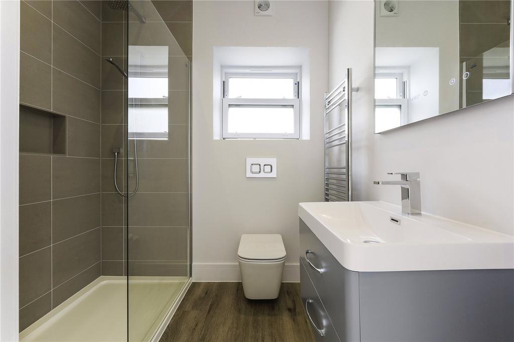 En Suite Shower Room