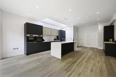 32 Taylor Road, Wallington, SM6 0AX