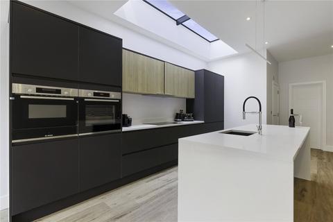 32 Taylor Road, Wallington, SM6 0AX