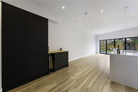 32 Taylor Road, Wallington, SM6 0AX