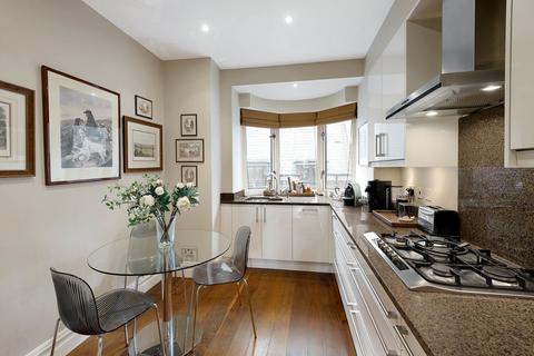 2 bedroom apartment for sale, Royal Court House, Chelsea SW1X