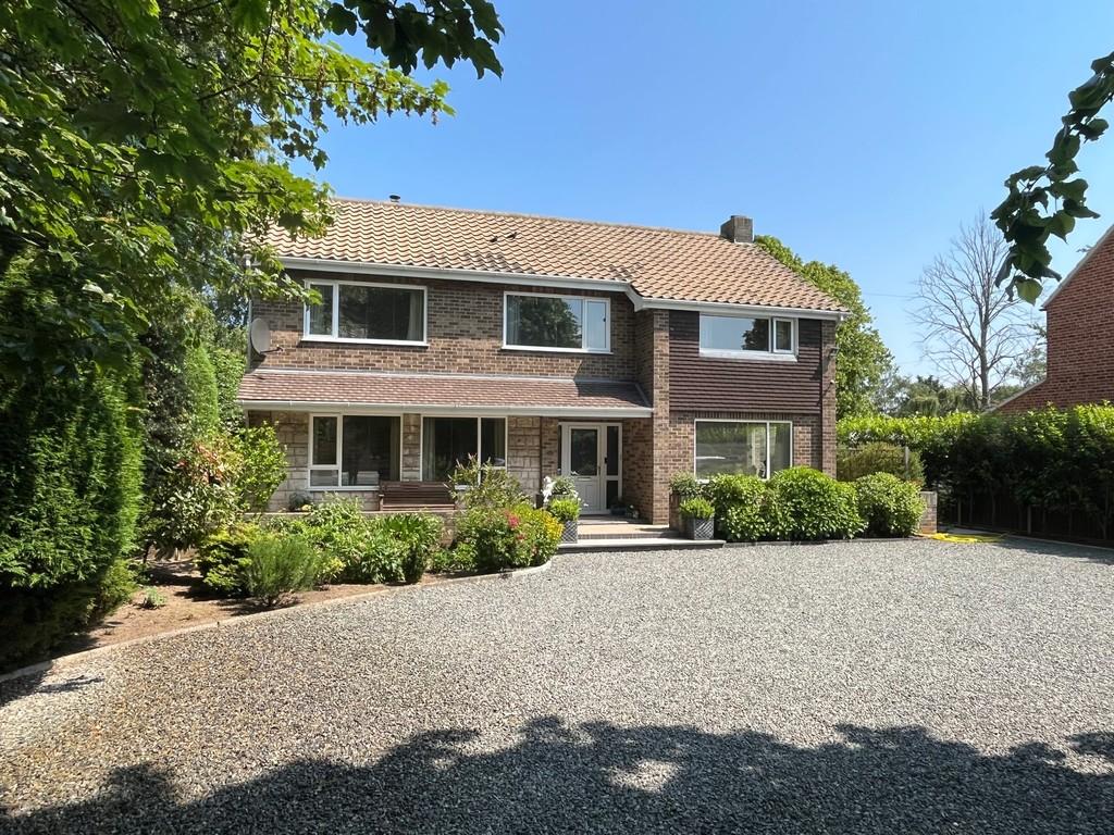 High Street, Gosberton 3 bed detached house for sale £475,000