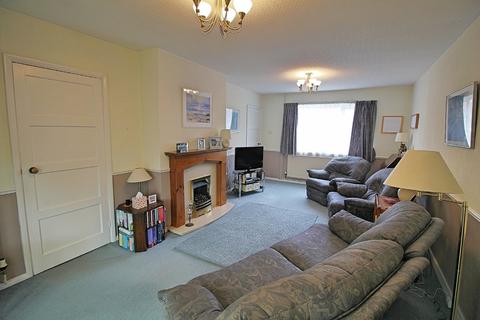 3 bedroom end of terrace house for sale, Cartwright Drive, Oadby