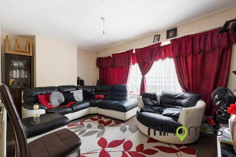 2 bedroom maisonette for sale, Morley Road, Barking, IG11