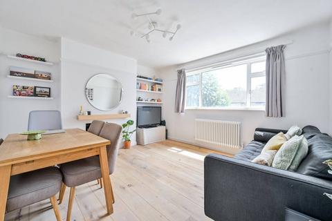 3a Bargery Road, London, SE6 2LL