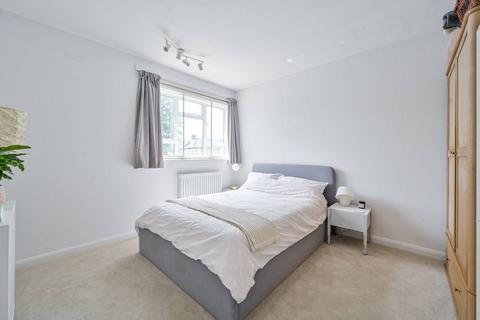 3a Bargery Road, London, SE6 2LL