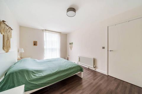 2 bedroom flat for sale, Dance Square, Clerkenwell, London, EC1V