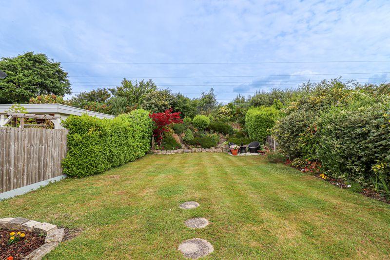 Havelock Way. Highcliffe. BH23 2 bed semidetached bungalow for sale