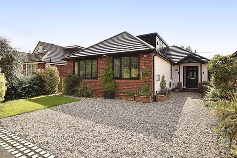 3 bedroom detached house for sale - Hollytree Road, Plumley