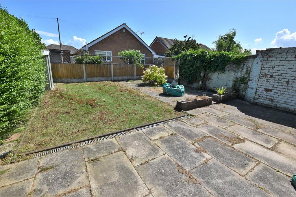 Sandbrook Lane, Moreton, Wirral, CH46 2 bed bungalow for sale - £160,000