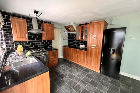 3 bedroom semi-detached house for sale, Linden Avenue, Burntwood