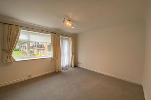 2 bedroom apartment to rent, Beacon Hill Court, Hindhead