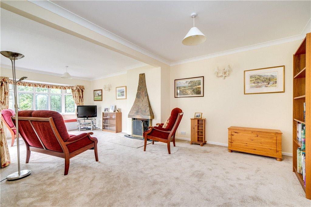Whitcliffe Lane, Ripon, North Yorkshire, HG4 2 bed bungalow for sale