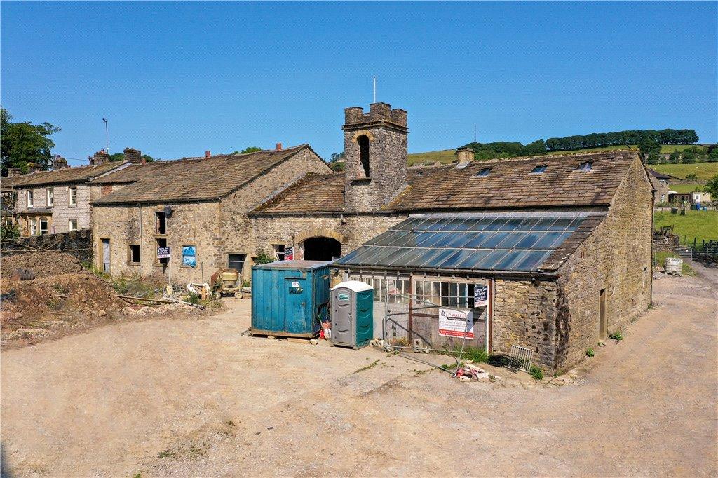 Raygill Farm Barns, Raygill Farm, Lothersdale 3 bed barn conversion for