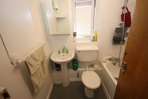73 Frensham Close, Southall, UB1 2YQ