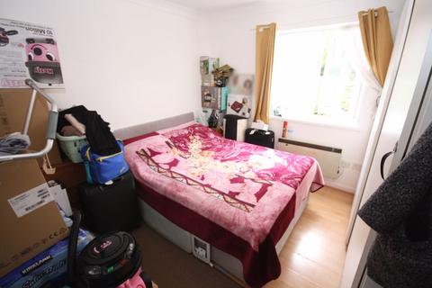 73 Frensham Close, Southall, UB1 2YQ