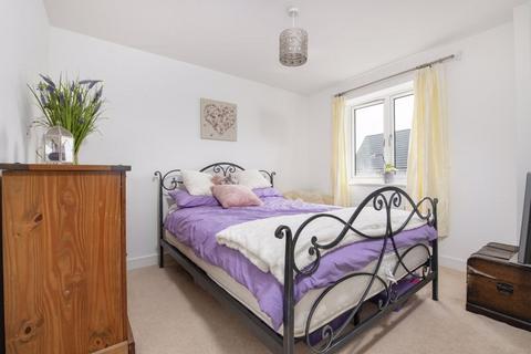 27 Angus Way, Whitehouse, Milton Keynes, MK8 1AT
