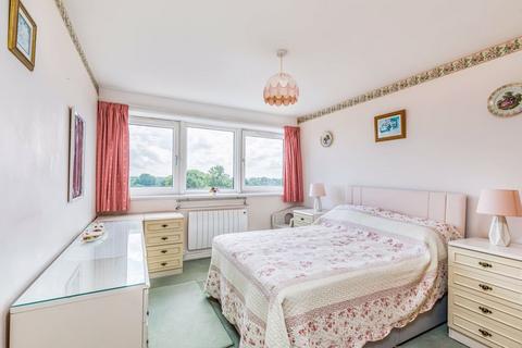 2 bedroom flat for sale, Clarence Parade, Southsea