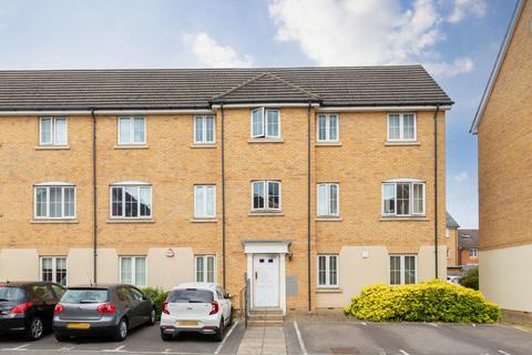 1 bedroom flat for sale - Genas Close, Ilford, Essex