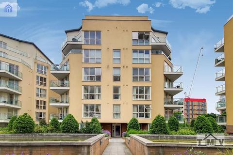 3 bedroom apartment to rent, Dovecote House, Water Garden Square, Canada water, London, SE16 6RG