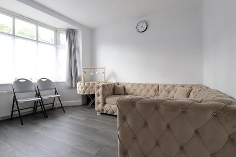 64 Alder Crescent, Luton, LU3 1TH