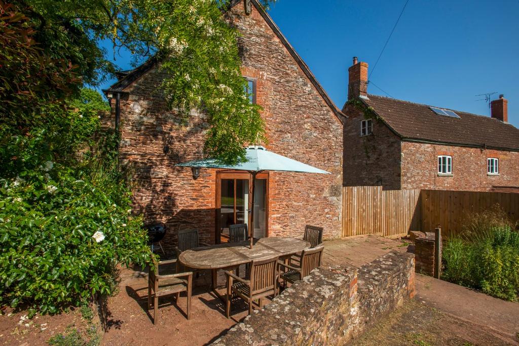 Clavelshay Barn