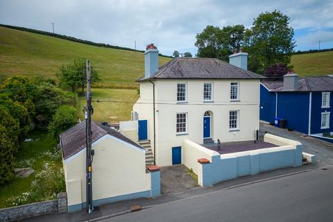 5 bedroom townhouse for sale, Panteg Road, Aberaeron, SA46