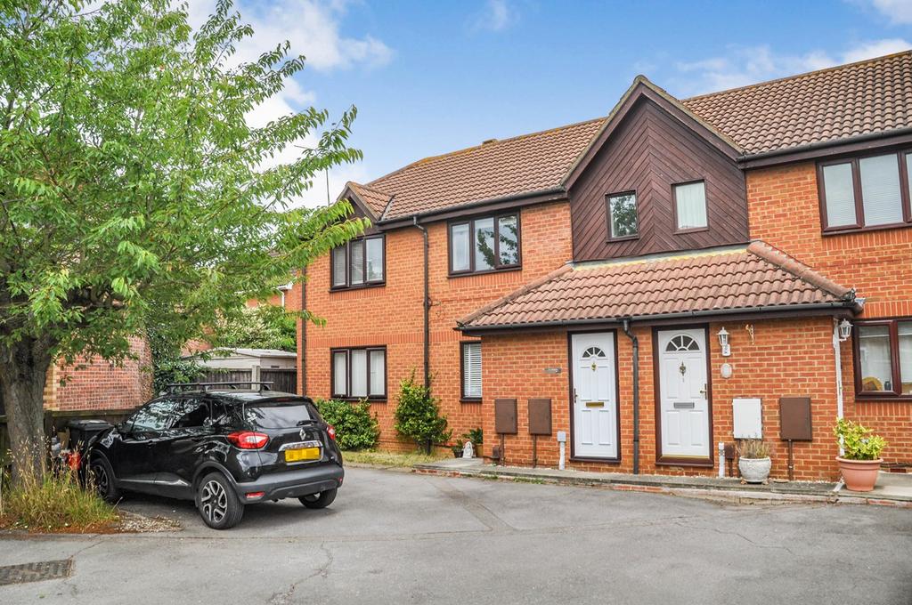 Wilshire Avenue, Chelmer Village, Chelmsford, CM2 2 bed for