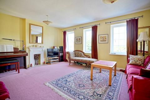 4 bedroom townhouse for sale, Castle Gardens, Kimbolton, Huntingdon, PE28