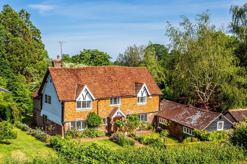 Butterwell Hill, Cowden, Edenbridge, TN8 4 bed detached house for sale