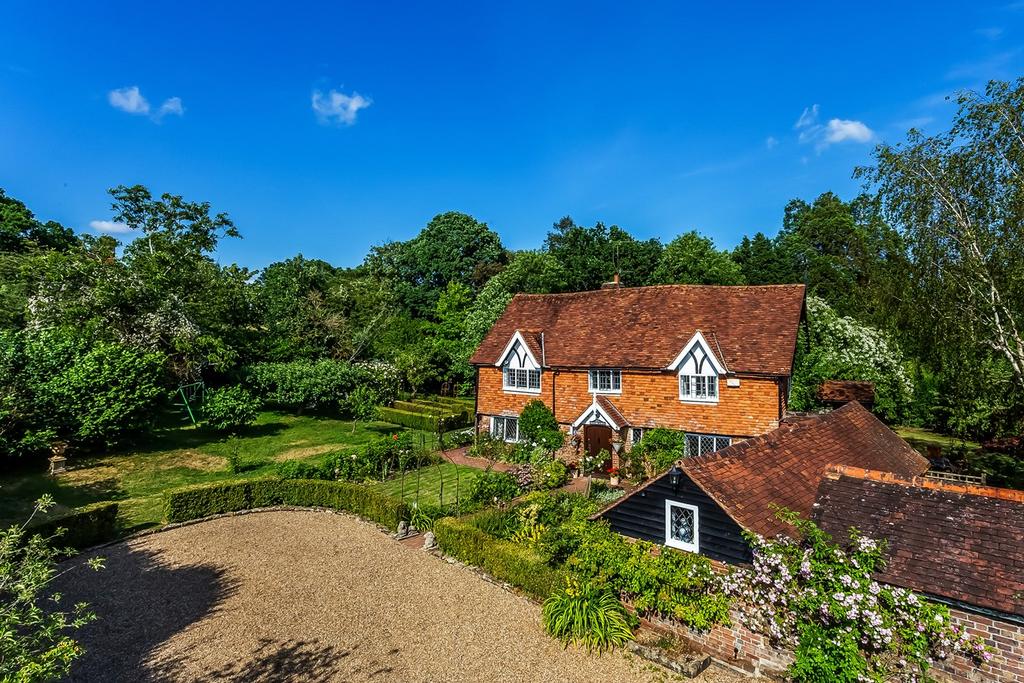 Butterwell Hill, Cowden, Edenbridge, TN8 4 bed detached house for sale