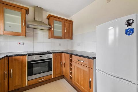 2 bedroom flat for sale, Broadfields Way, London, NW10