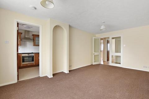 2 bedroom flat for sale, Broadfields Way, London, NW10