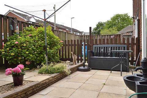32 Avon Street, Oldham, OL8 1XW