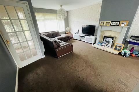 1 Quantock Drive, Nuneaton, CV10 8PU