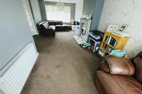 1 Quantock Drive, Nuneaton, CV10 8PU