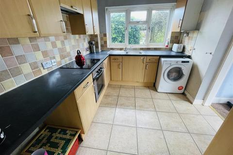 1 Quantock Drive, Nuneaton, CV10 8PU