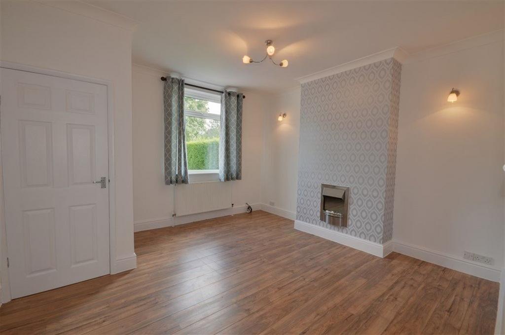 Wakefield Road, Ackworth, WF7 2 bed terraced house £700 pcm (£162 pw)