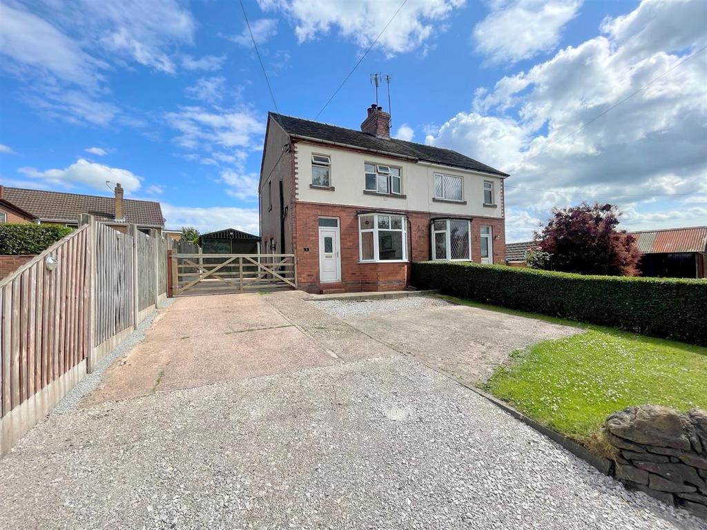 Shawe Park Road, Kingsley Holt 3 bed semidetached house for sale £