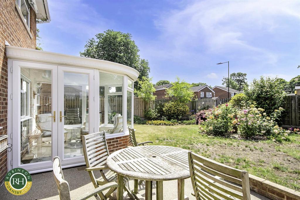 Cantley Manor Avenue, Cantley, Doncaster 4 bed detached house for sale