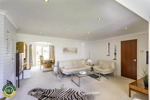 26 Cantley Manor Avenue, Doncaster, DN4 6TN