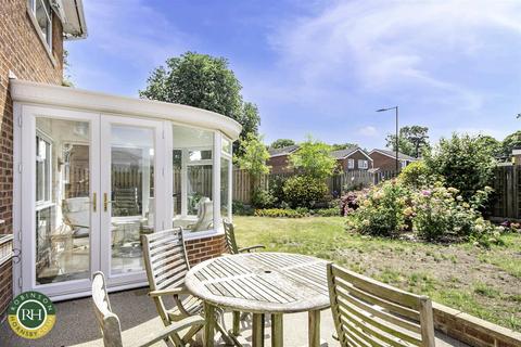 26 Cantley Manor Avenue, Doncaster, DN4 6TN