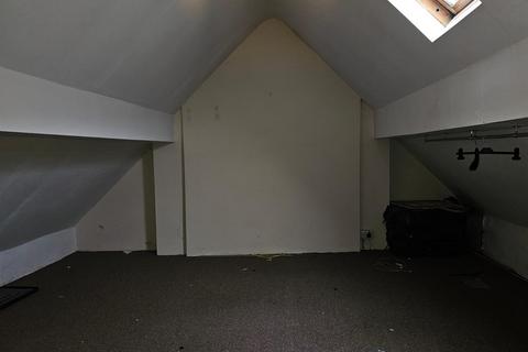 undefined, Rhes Mitre, Pwllheli
