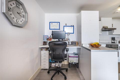 Flat 50, Jubilee House Station Approach, Epsom, KT19 8EU