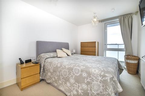 Flat 50, Jubilee House Station Approach, Epsom, KT19 8EU