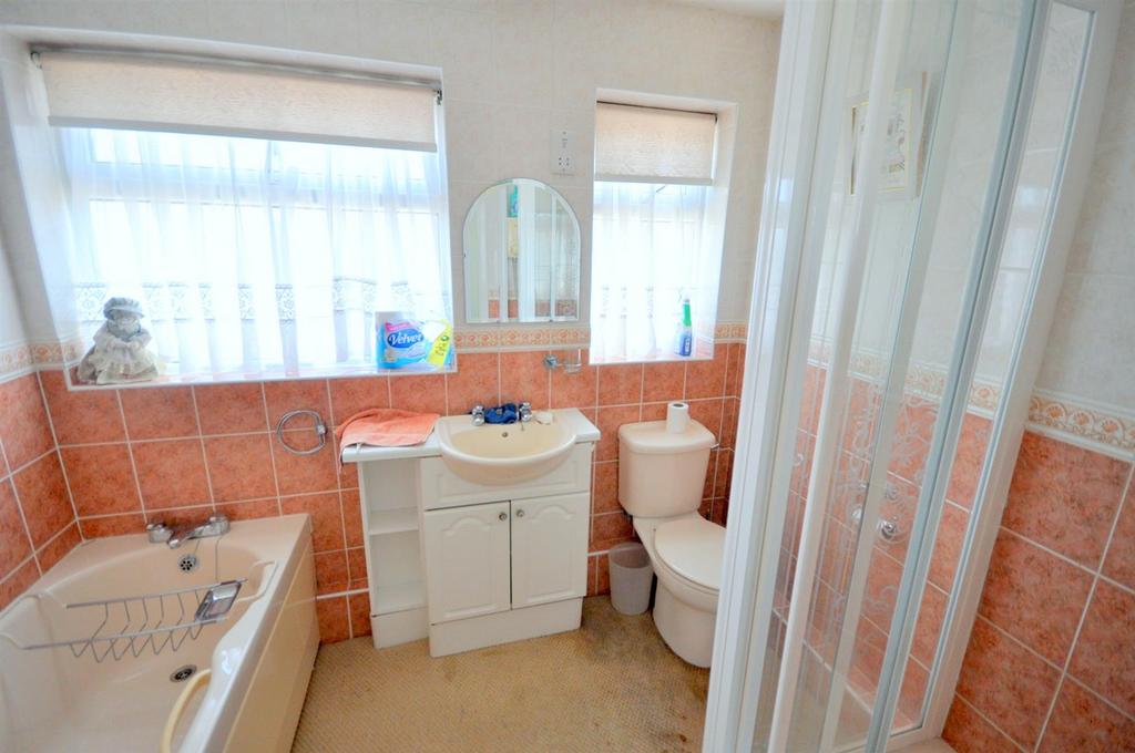 Bathroom/Wc