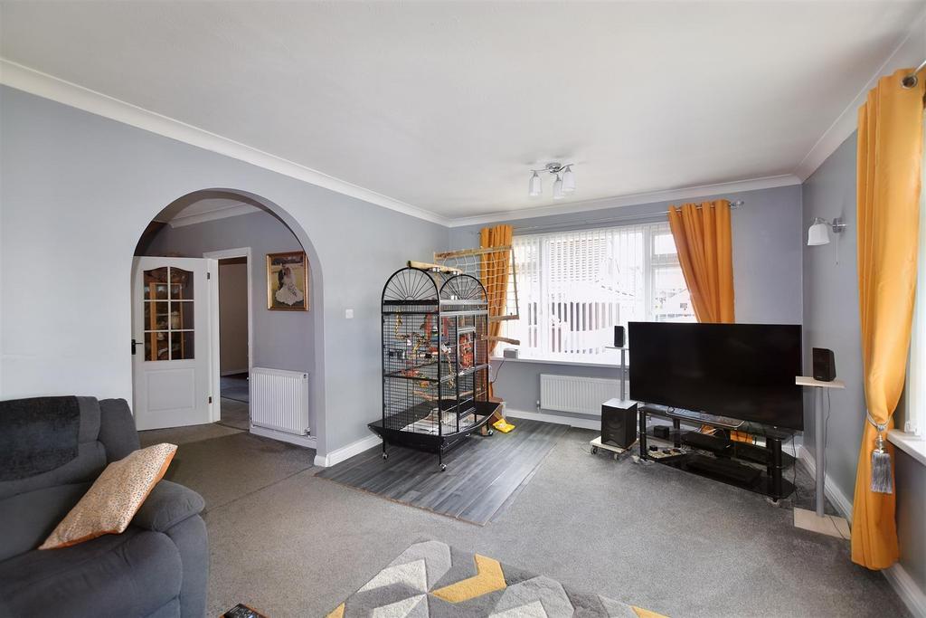 Bellevue, Redruth 4 bed detached bungalow for sale £445,000